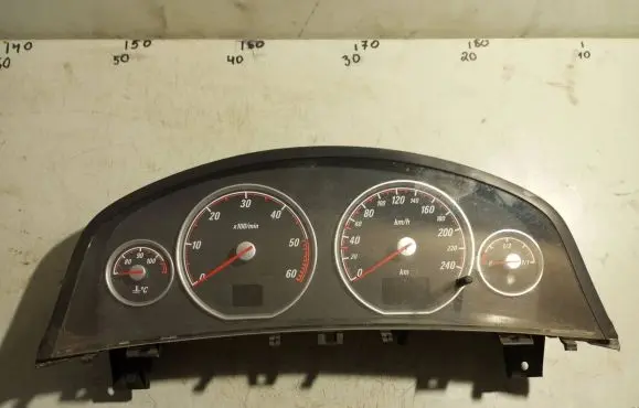 Opel Signum Speedometer (instrument cluster) 13193057RU