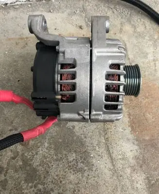 BMW 7 F01 F02 F03 F04 Generator/alternator 7803724 115G18S011 2543403D