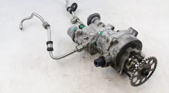 BMW Z4 E89 Fuel injection high pressure pump 7616170 7519458 11667519458