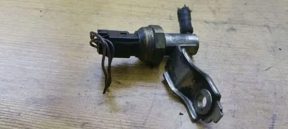 Fuel pressure sensor