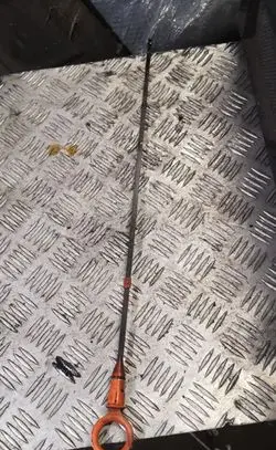 Oil level dip stick
