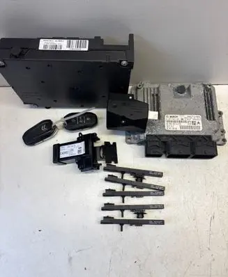 Citroen C4 Grand Picasso Engine ECU kit and lock set 9804723880