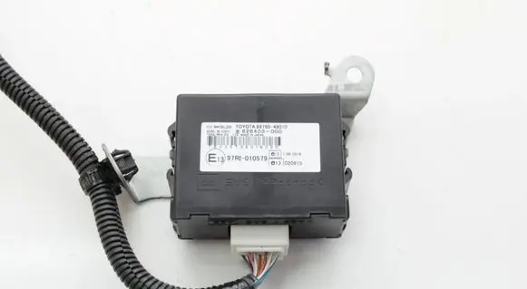 Lexus RX 330 - 350 - 400H Other devices 8978048010