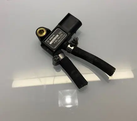 Mercedes-Benz E W212 Exhaust gas pressure sensor 0281006278 A0281006278