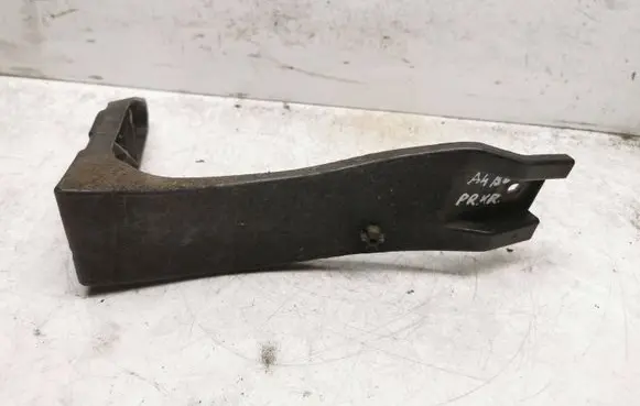 Audi A4 S4 B6 8E 8H Front bumper mounting bracket 8e0821137b