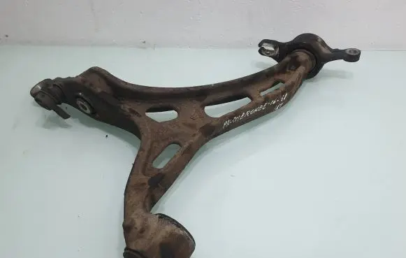 Jeep Grand Cherokee Front lower control arm/wishbone 68022605AD