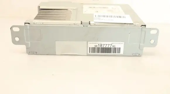 Toyota Proace Radio/GPS head unit trim 