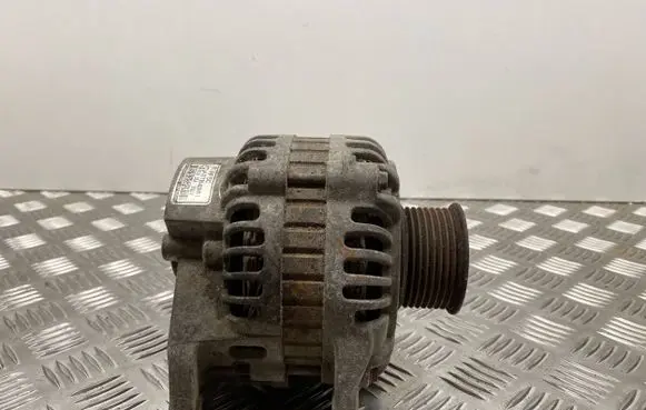 Mazda MPV II LW Generator/alternator A3TB4981