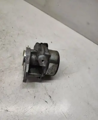 Vacuum pump