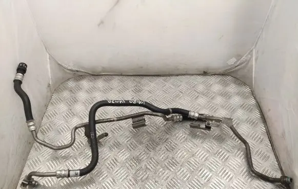 BMW 7 F01 F02 F03 F04 Power steering hose/pipe/line 6776437