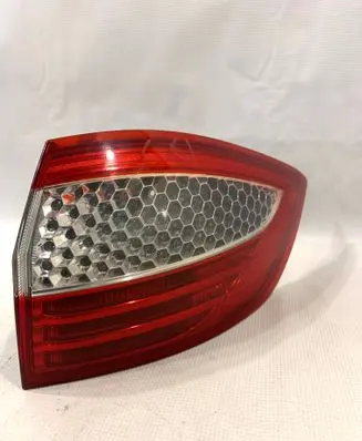 Ford Mondeo MK IV Rear/tail lights