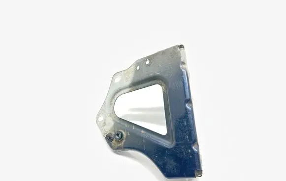 Audi A6 Allroad C6 Fender mounting bracket 4F0821136A AIM008S109