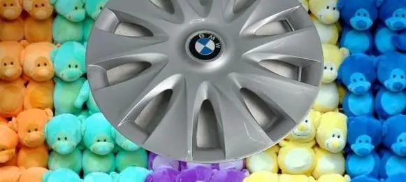BMW 1 F20 F21 R16 wheel hub/cap/trim 6791806