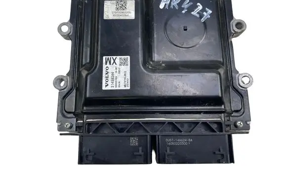 Volvo V70 Engine control unit/module ECU 31459244