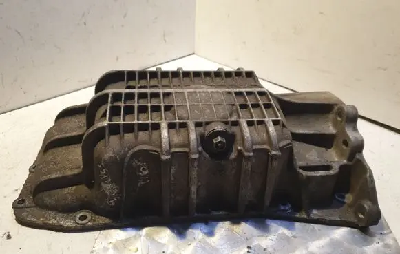 Oil sump