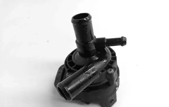 Mercedes-Benz C W204 Electric auxiliary coolant/water pump A2118350028