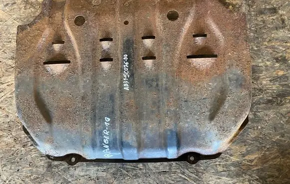 Ford Ranger Engine splash shield/under tray AB315C076BD
