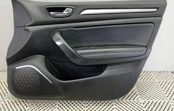 Renault Megane IV Front door card panel trim