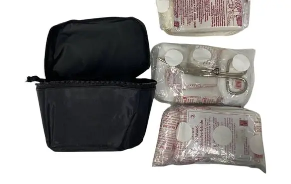 BMW 3 G20 G21 First aid kit 7229149