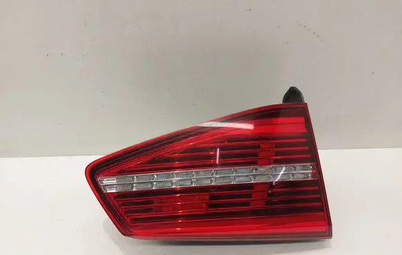 Volkswagen PASSAT B8 Tailgate rear/tail lights 3G9945307 81450101