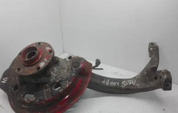 Audi A8 S8 D3 4E Front wheel hub spindle knuckle 4E0258L