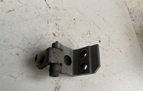 Peugeot 206 CC Front door upper hinge