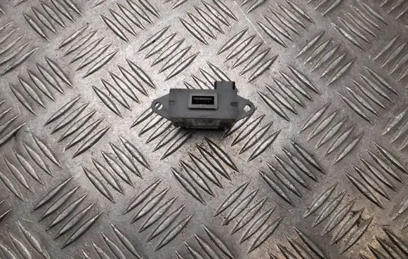 USB socket connector