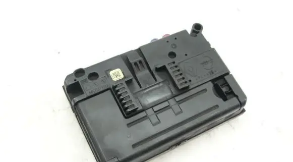 Renault Arkana Antenna control unit 2591A5686R