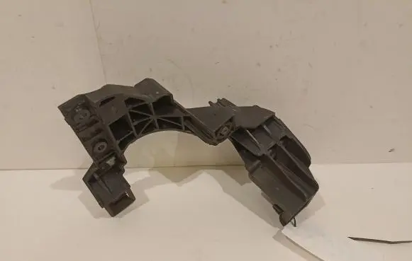 KIA Ceed Headlight/headlamp mounting bracket ET013E