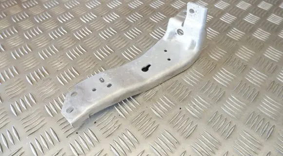 BMW X1 F48 F49 Radiator support slam panel bracket 7301586