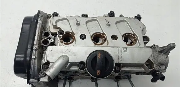 Audi A4 S4 B8 8K Engine head 