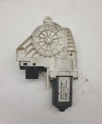 Audi A6 S6 C6 4F Front door window regulator motor 4F0959802D
