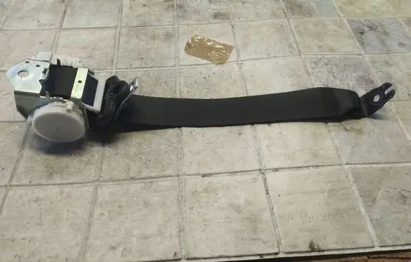 Ford Fiesta Rear seatbelt 8V51A611B69AF 34028155 34021838B