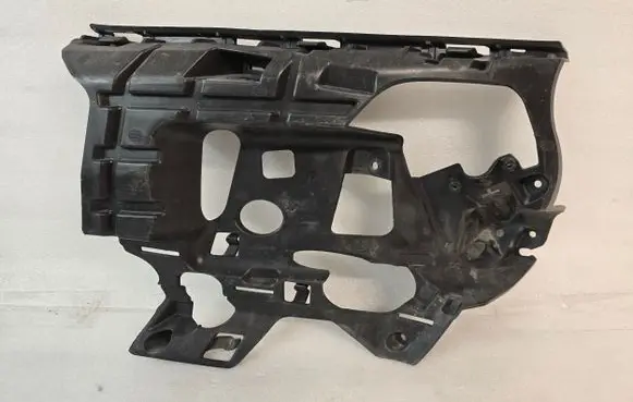 Volvo V60 Front bumper mounting bracket 31323840