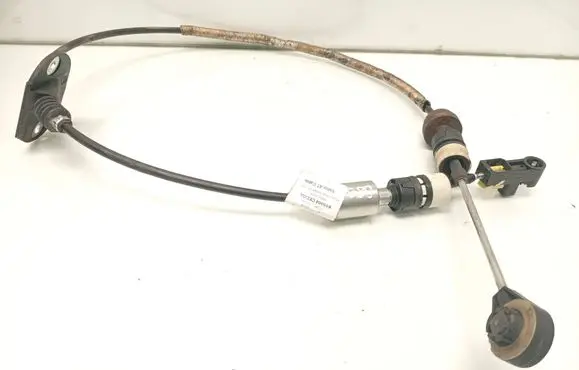 Gear shift cable linkage