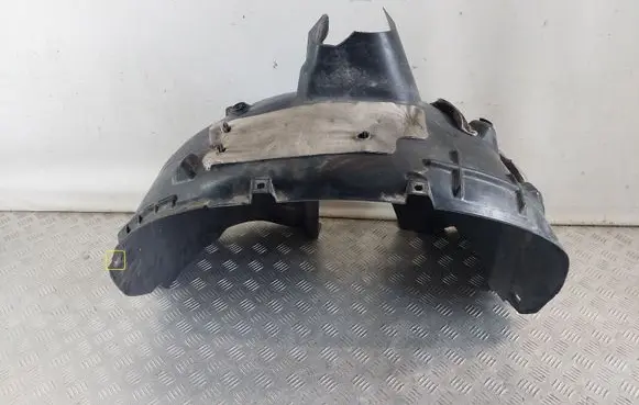 Peugeot 5008 II Front wheel arch liner splash guards 9825282080