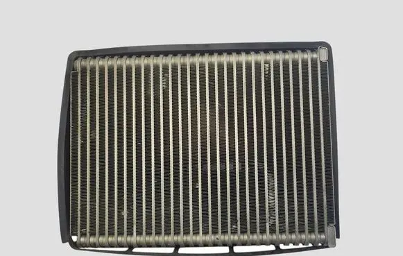 Volkswagen Golf II Air conditioning (A/C) radiator (interior) C7796