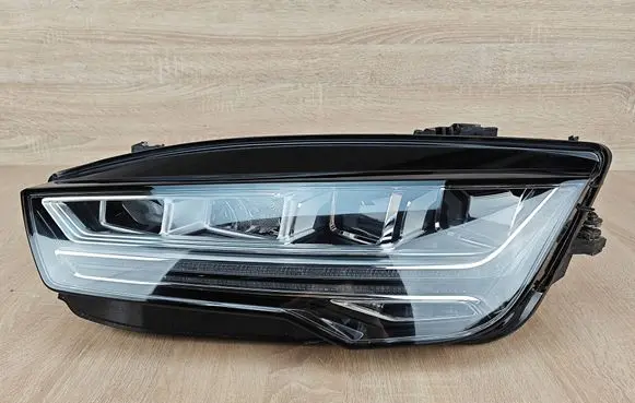Audi A7 S7 4G Headlight/headlamp 4G8941033J