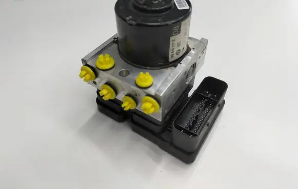 Volkswagen Golf V ABS Pump 1K0614117S 10020702274 1K0907379AK