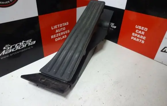 BMW 7 E65 E66 Accelerator throttle pedal 6766930