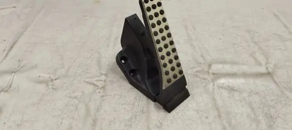 Mercedes-Benz C W205 Accelerator throttle pedal A2053000104