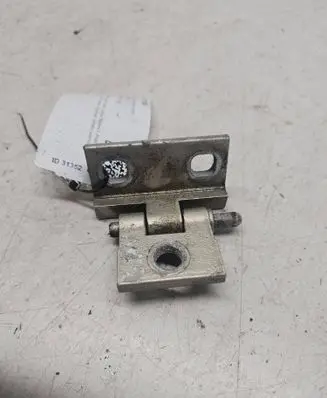 Volvo S60 Rear door upper hinge 1234