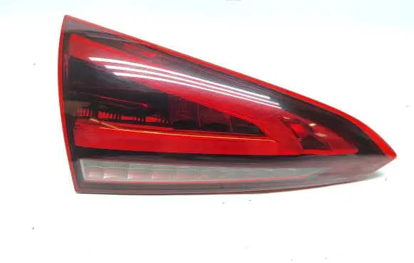 Mercedes-Benz A W177 Tailgate rear/tail lights A1779061700 20180319L 2401018