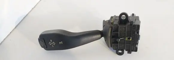 BMW 3 E46 Indicator stalk 8363668