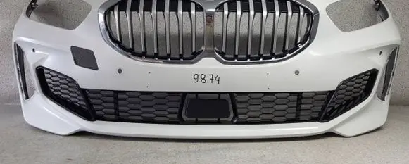 BMW 1 F40 Front bumper 21163611