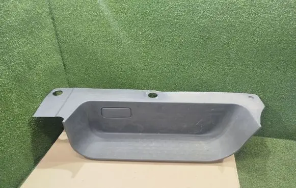 Renault Trafic III (X82) Front sill trim cover 769518239R 93450152