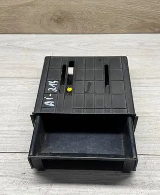 Skoda Superb B5 (3U) Glove box 6Y0858332