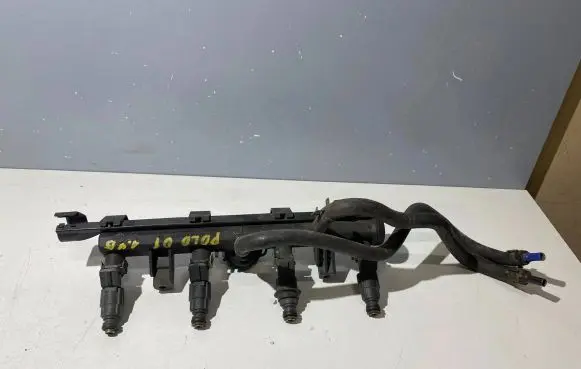 Volkswagen Polo III 6N 6N2 6NF Fuel main line pipe 030133319AA 0280151071 030906031J