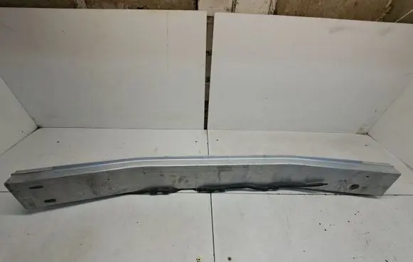 Lexus IS 220D-250-350 Front bumper cross member