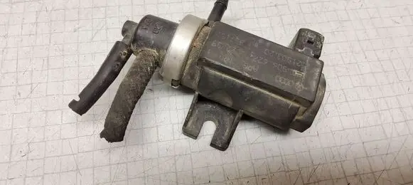 Renault Twingo I Turbo solenoid valve 1H0906627